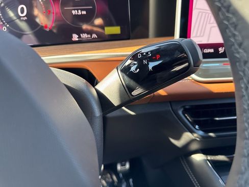 New 2026 Volkswagen Tiguan SEL R-Line image 39