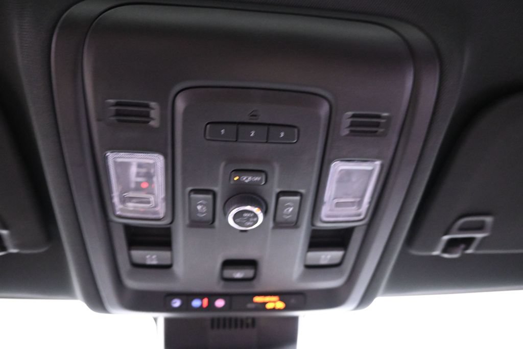 Used 2023 GMC Yukon AT4 w/ LPO, Floor Liner Package AWD/4WD image 15
