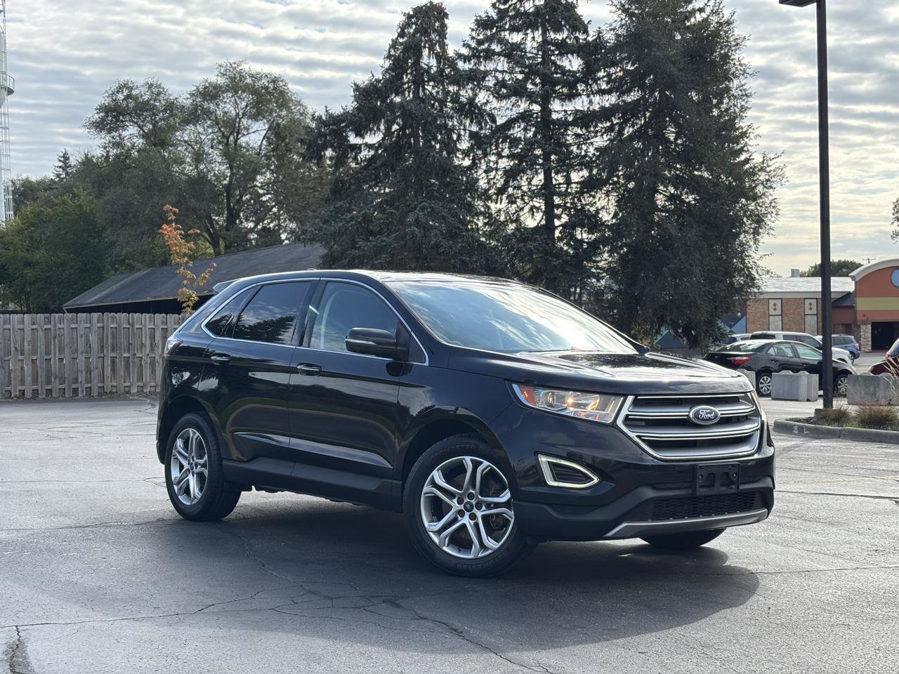 Used 2016 Ford Edge Titanium AWD/4WD image 12