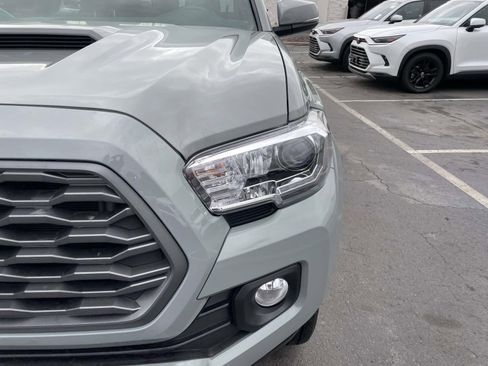 Used 2023 Toyota Tacoma TRD Sport image 11