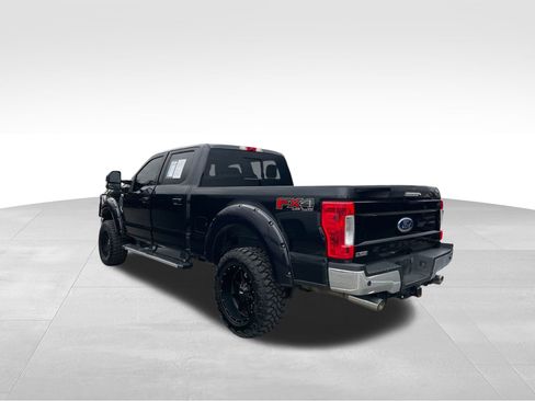 Used 2019 Ford F250 Lariat w/ Lariat Value Package image 8