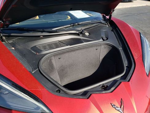 Used 2021 Chevrolet Corvette Stingray Preferred Cpe w/ Body-Color Dual Roof Package image 23