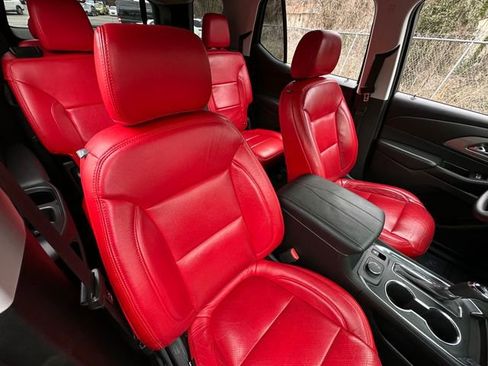 Used 2018 Chevrolet Traverse LS image 33
