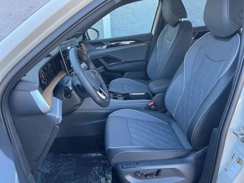 New 2026 Volkswagen Tiguan SEL R-Line image 24