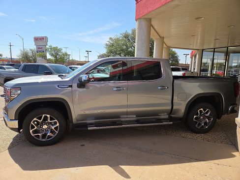 New 2026 GMC Sierra 1500 SLT AWD/4WD image 2