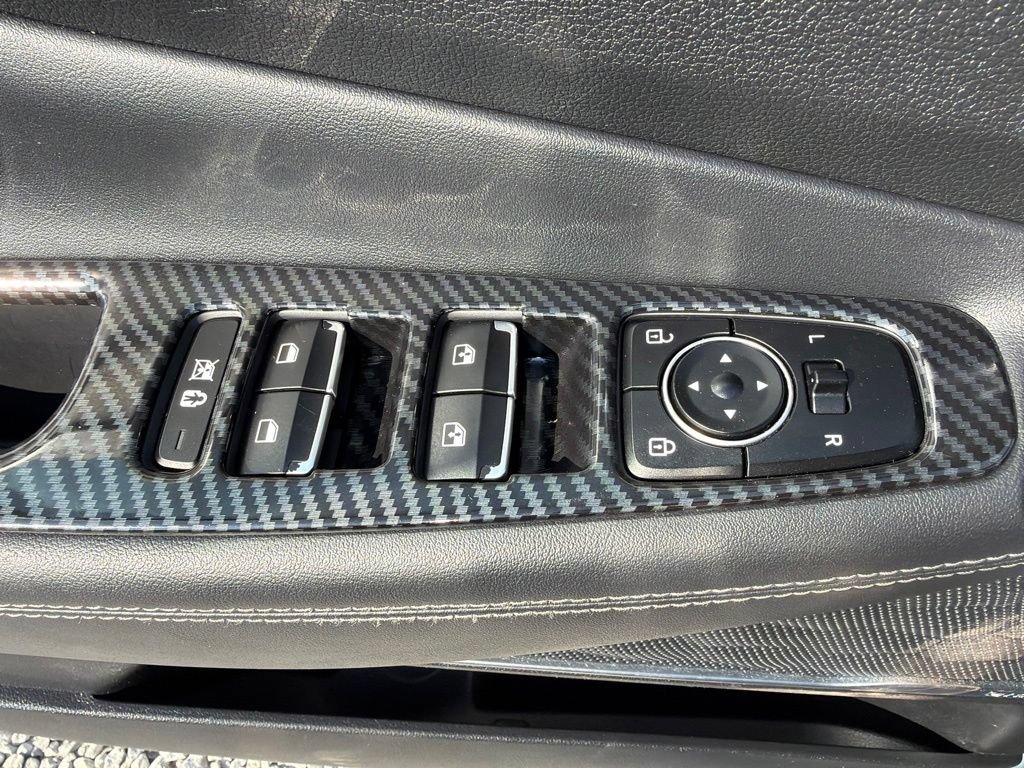 Used 2020 Hyundai Santa Fe Limited AWD/4WD image 35