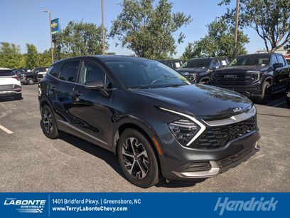 Used 2025 Kia Sportage EX