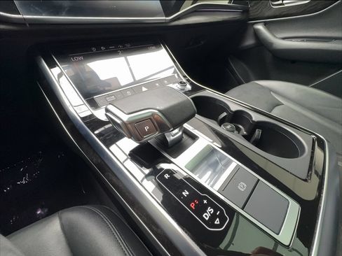 Used 2023 Audi Q7 2.0T Premium w/ Convenience Package AWD/4WD image 48