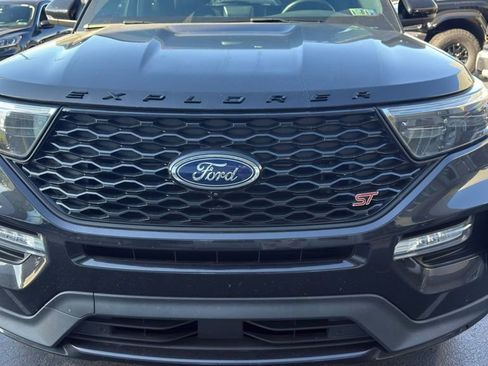 Certified 2024 Ford Explorer ST w/ Equipment Group 401A AWD/4WD image 7