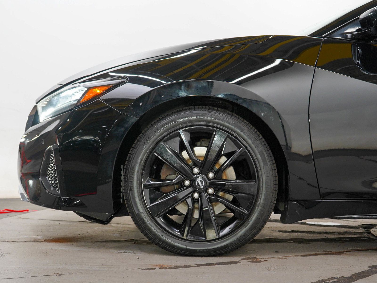 Used 2023 Nissan Maxima SL FWD image 22