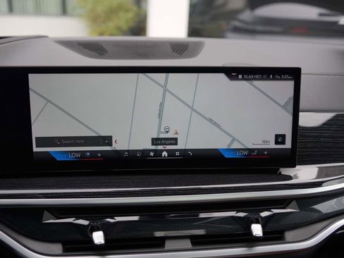 Used 2025 BMW X5 xDrive40i image 27