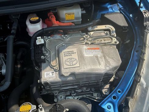 Used 2015 Toyota Prius C Two FWD image 27