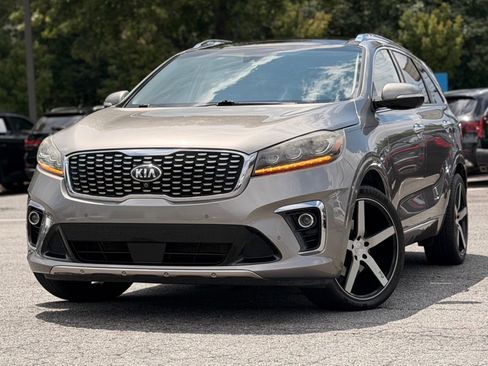 Used 2019 Kia Sorento SX w/ SX Touring Package FWD image 1
