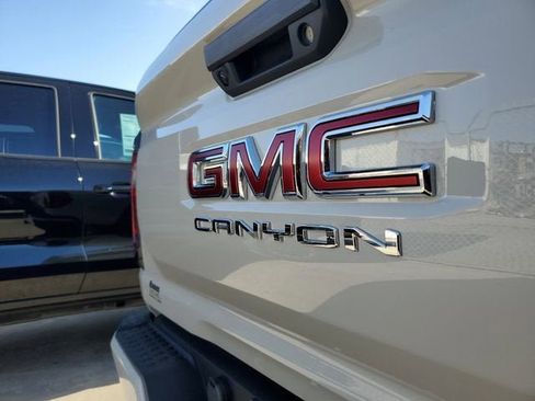 New 2026 GMC Canyon Elevation AWD/4WD image 7