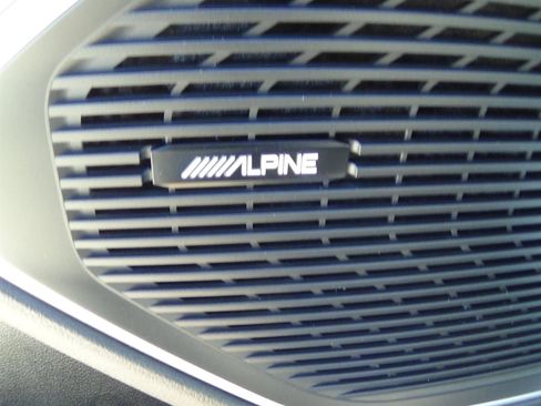 Certified 2025 Jeep Wagoneer 4WD w/ Premium Group I image 18
