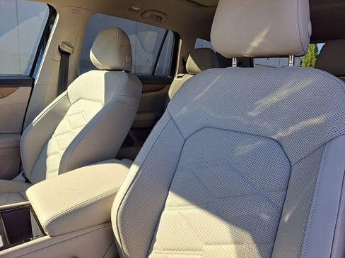 New 2026 Volkswagen Atlas SE image 16