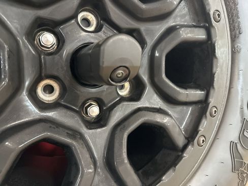 Used 2023 Ford Bronco Wildtrak image 9