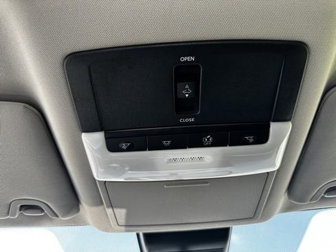 New 2025 Nissan Altima 2.5 SR w/ SR Premium Package image 29