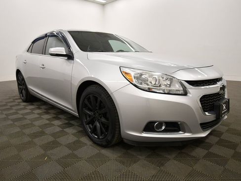 Used 2016 Chevrolet Malibu LTZ image 10