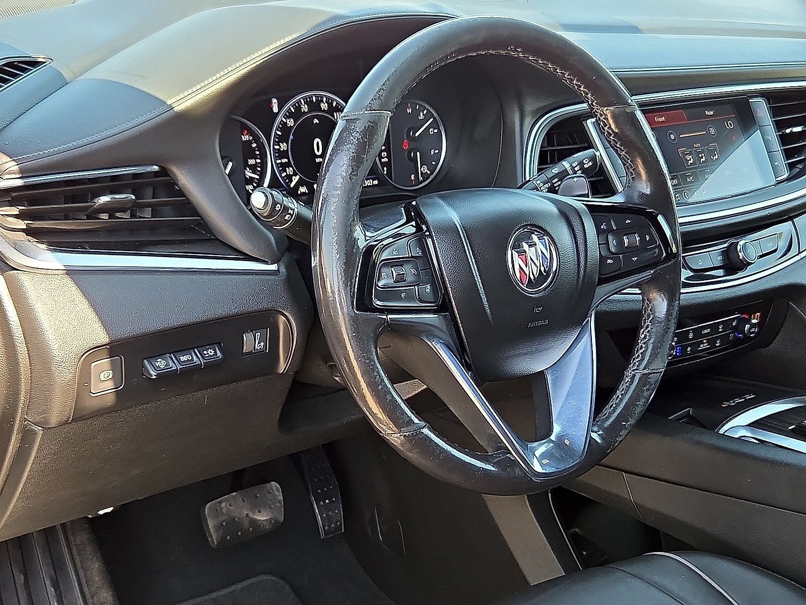 Used 2023 Buick Enclave Avenir AWD/4WD image 15