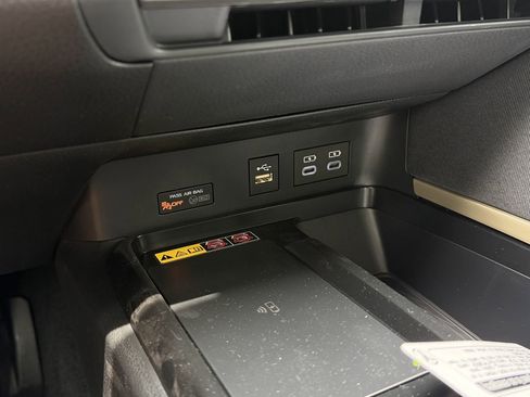 Used 2026 Toyota Camry LE FWD image 18