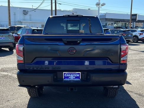 Used 2023 Nissan Titan PRO-4X w/ Pro-4x Convenience Package AWD/4WD image 6