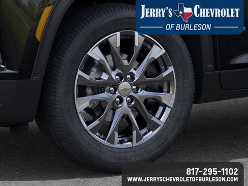 New 2026 Chevrolet Traverse LT w/ Sun and Wheel Package image 12