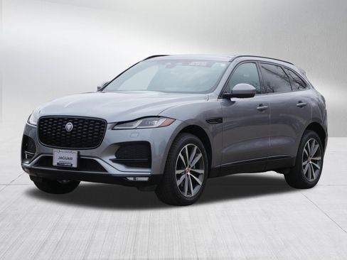 Used 2023 Jaguar F-PACE S image 1