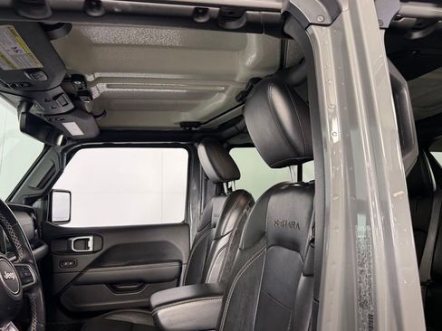 Used 2021 Jeep Wrangler Unlimited Sahara image 23
