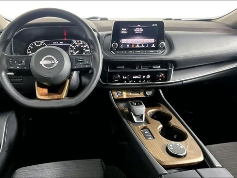 Used 2023 Nissan Rogue SV AWD/4WD image 15
