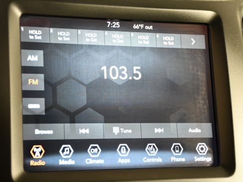 Used 2022 Jeep Cherokee Latitude Lux AWD/4WD image 27