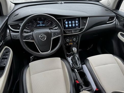 Used 2018 Buick Encore Preferred image 8