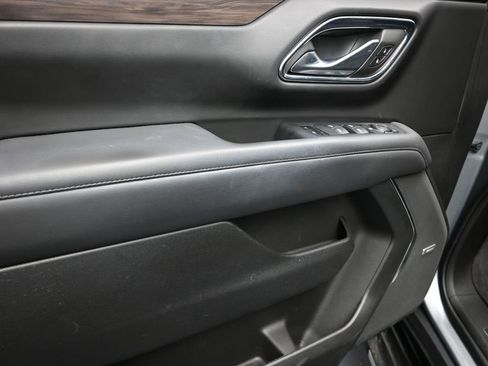 Used 2024 Chevrolet Tahoe LT image 11