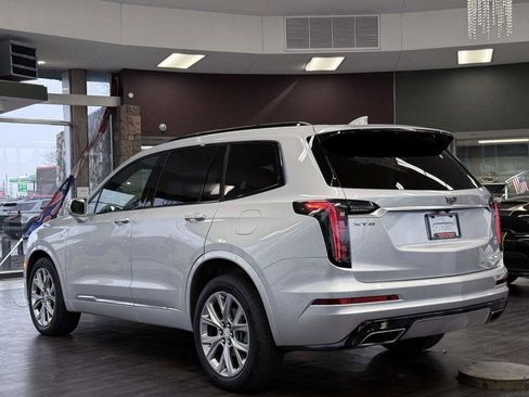 Used 2020 Cadillac XT6 Sport image 9