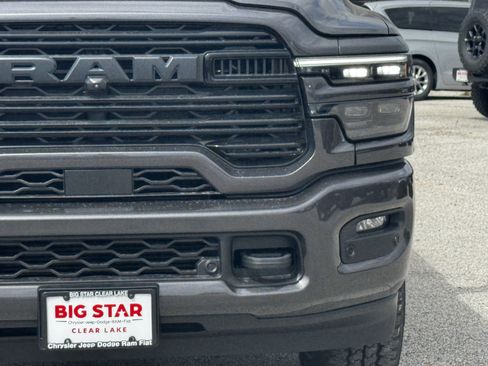 New 2026 RAM 2500 Laramie w/ Night Edition AWD/4WD image 5