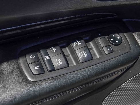 Used 2021 Dodge Durango GT image 21