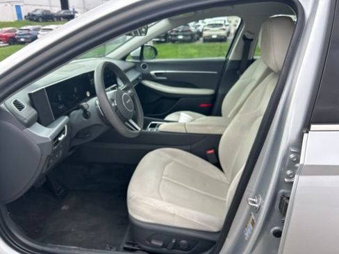 Used 2024 Hyundai Sonata SEL FWD image 9