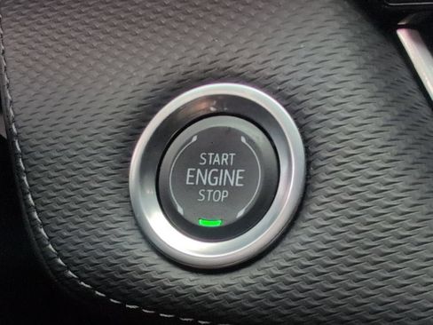 Used 2025 Chevrolet Equinox LT FWD image 24