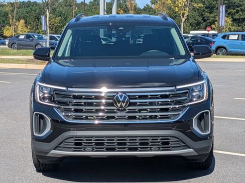 New 2026 Volkswagen Atlas SE image 9