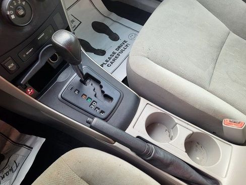 Used 2013 Toyota Corolla L image 17