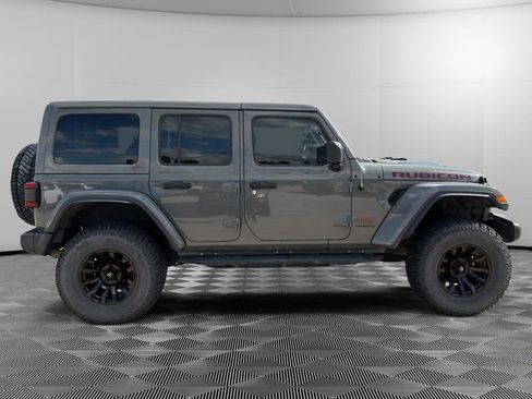 Used 2020 Jeep Wrangler Unlimited Rubicon w/ LED Lighting Group AWD/4WD image 2