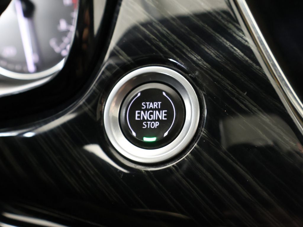 Used 2023 Cadillac XT6 Premium Luxury AWD/4WD image 49