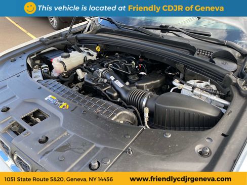 Used 2023 Jeep Grand Cherokee Laredo w/ Luxury Tech Group I image 28