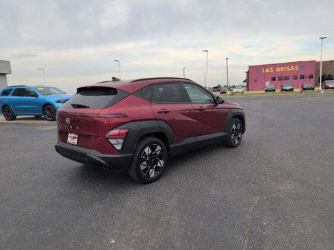 Used 2024 Hyundai Kona SEL FWD image 7