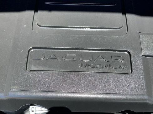 Used 2024 Jaguar XF R-Dynamic SE RWD image 32