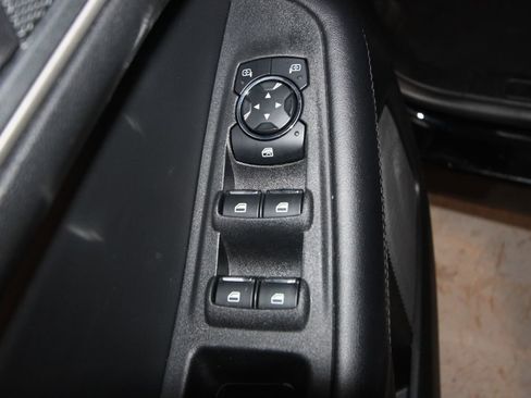 Used 2024 Ford Edge SEL image 6