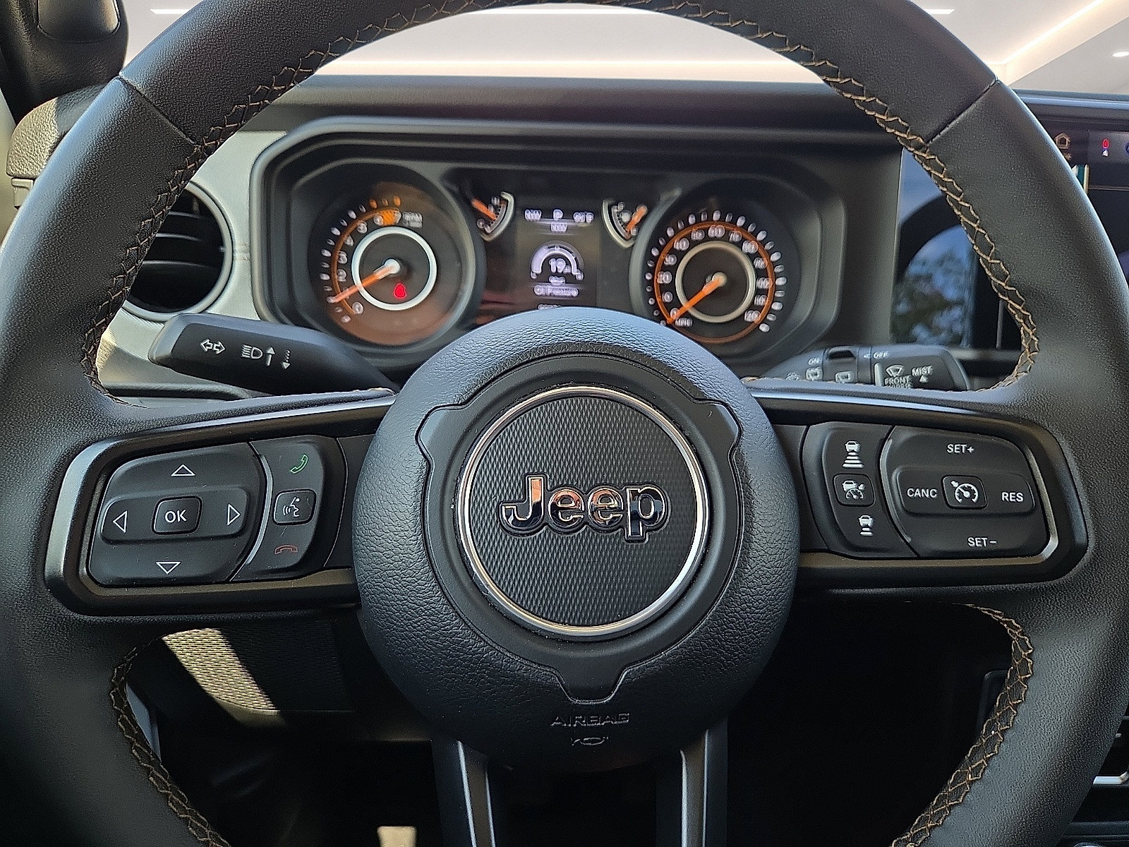 Used 2024 Jeep Wrangler Unlimited Sport AWD/4WD image 24