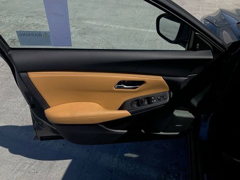 New 2025 Nissan Sentra SV w/ SV Premium Package image 12