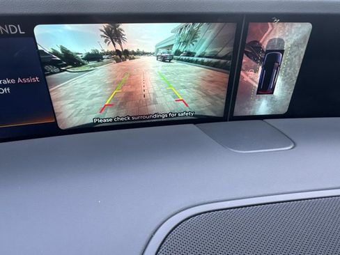 Certified 2024 Lincoln Nautilus Reserve w/ Equipment Group 202A image 34