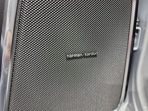 Used 2025 RAM 3500 Laramie image 34